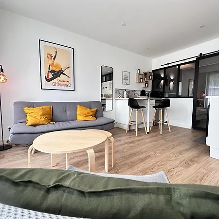 Moisson Pepite Au Centre Avec Parking *