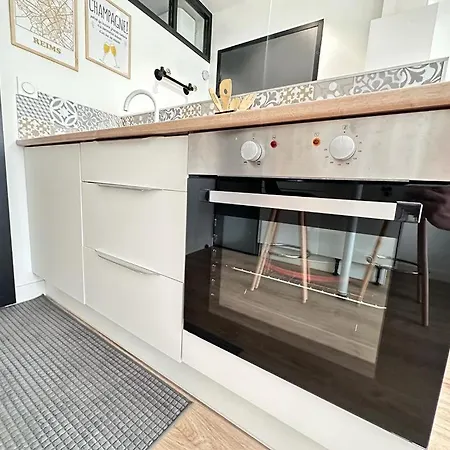 Moisson Pepite Au Centre Avec Parking Апартаменты Реймс