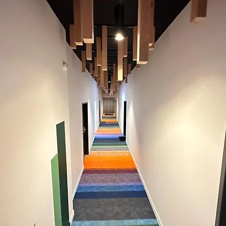 Moisson Pepite Au Centre Avec Parking